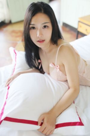 两个人直播视频播放地址_剧情片电影在线看