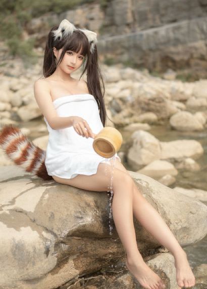 被粗大的狼根进进出出黄漫_午夜激情